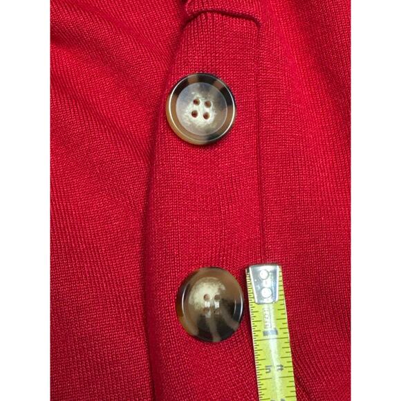 NWT Tint & Shadow Small Red Long Sleeve Scoop Neck Sweater Scoop Hem Button Acc - Picture 7 of 7